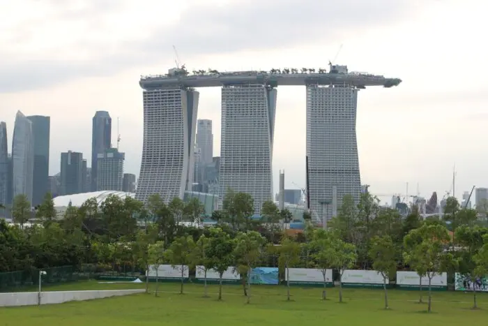 シンガポールを象徴する高級ホテルマリーナベイ・サンズ